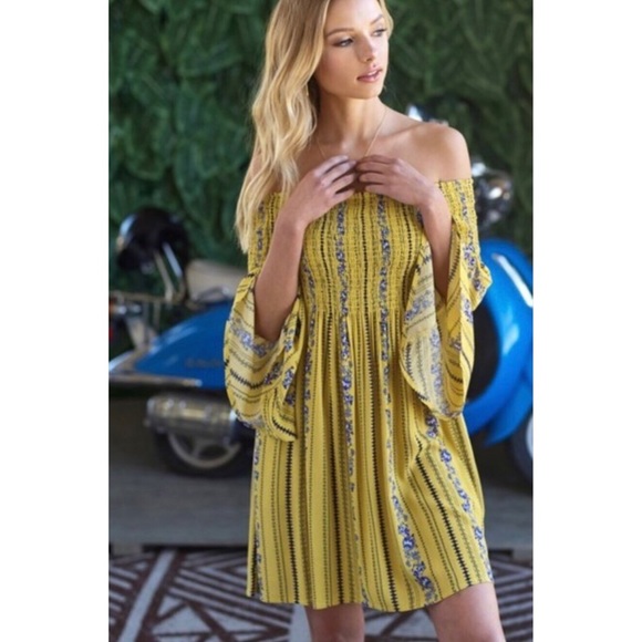 Candace OTS Dress - Picture 4 of 5